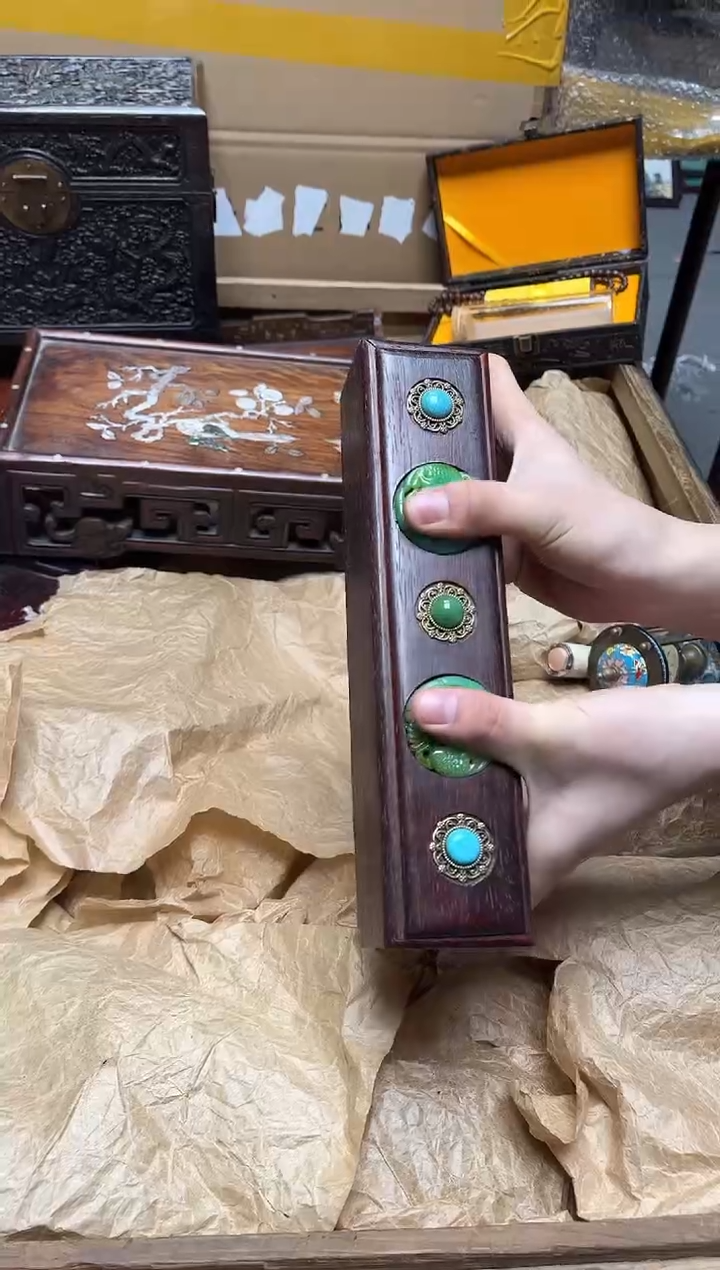 花梨木类八号甄选八号甄选