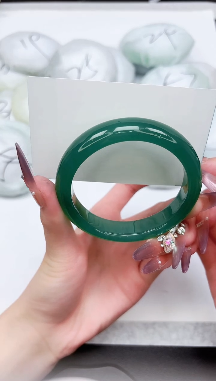 石英质玉手镯未镶嵌298-58