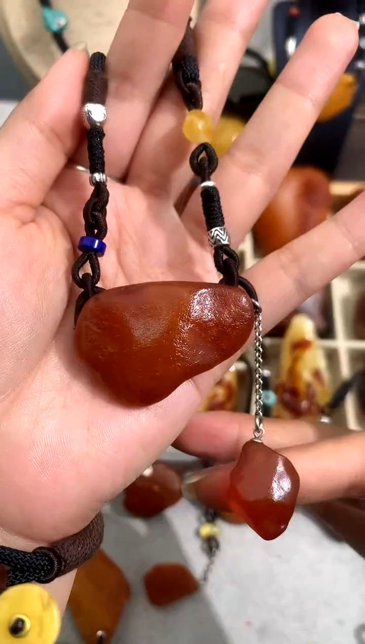 【闪购商品】蜜蜡裸石未镶嵌似玉