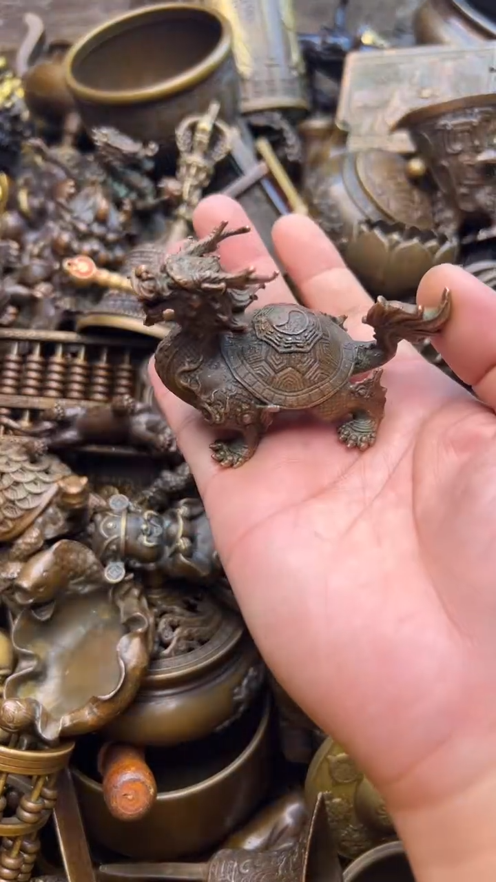 精美铜器，点击下单