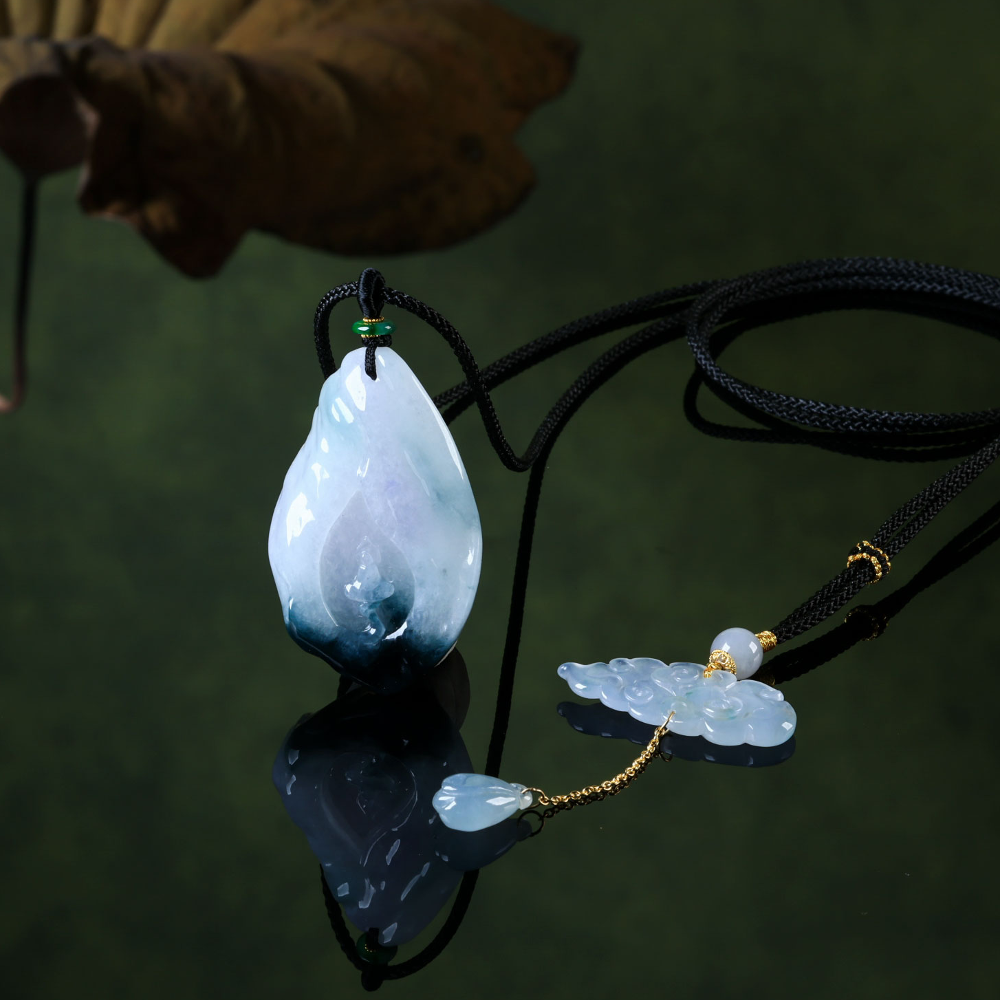 【意婵】《梵相》18K金天然缅A冰润翡翠精雕项链-917300