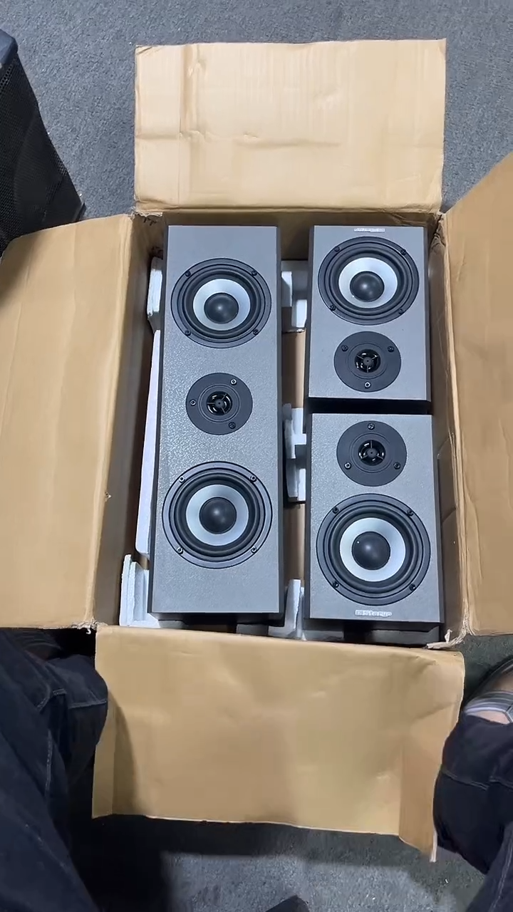 8新不包邮 中置+环绕 音响  运费到付