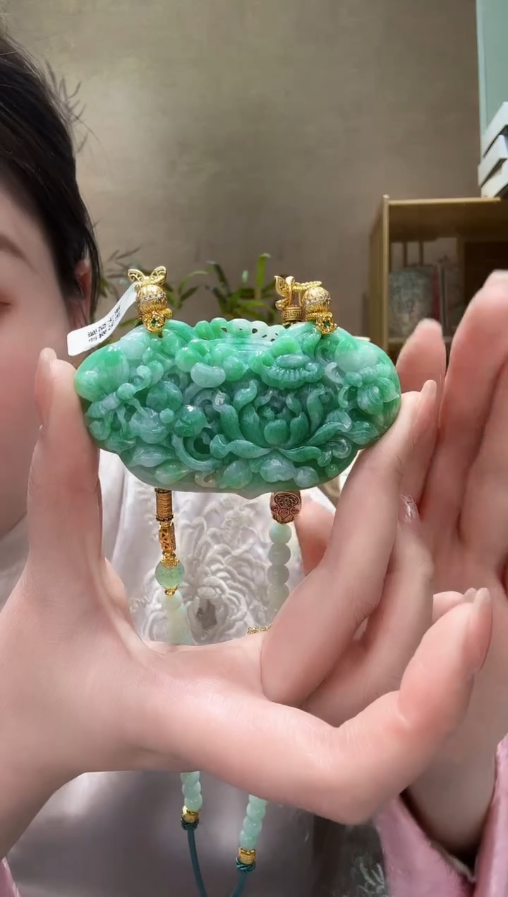 【闪购商品】翡翠颈饰未镶嵌吊坠
