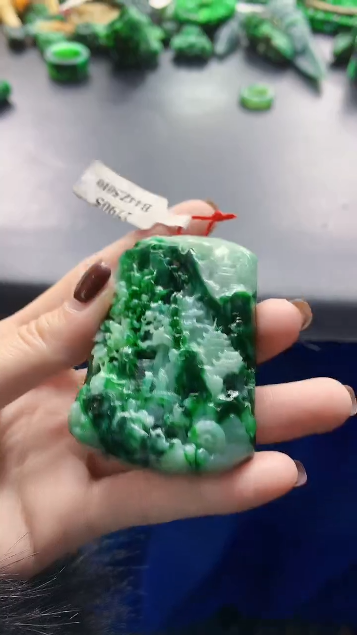 颈饰未镶嵌翡翠天然缅甸a货翡翠