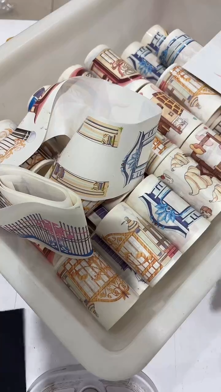 2-43 胶带随机一卷