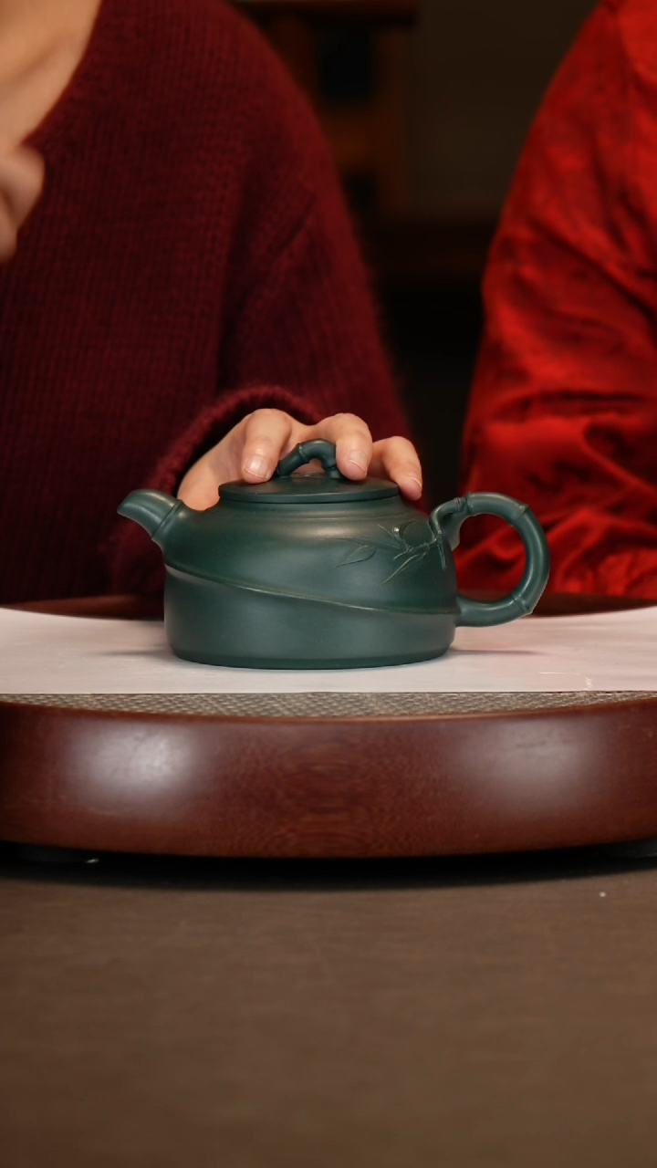 【闪购商品】紫砂茶壶绿泥润竹350c+李昌鸿