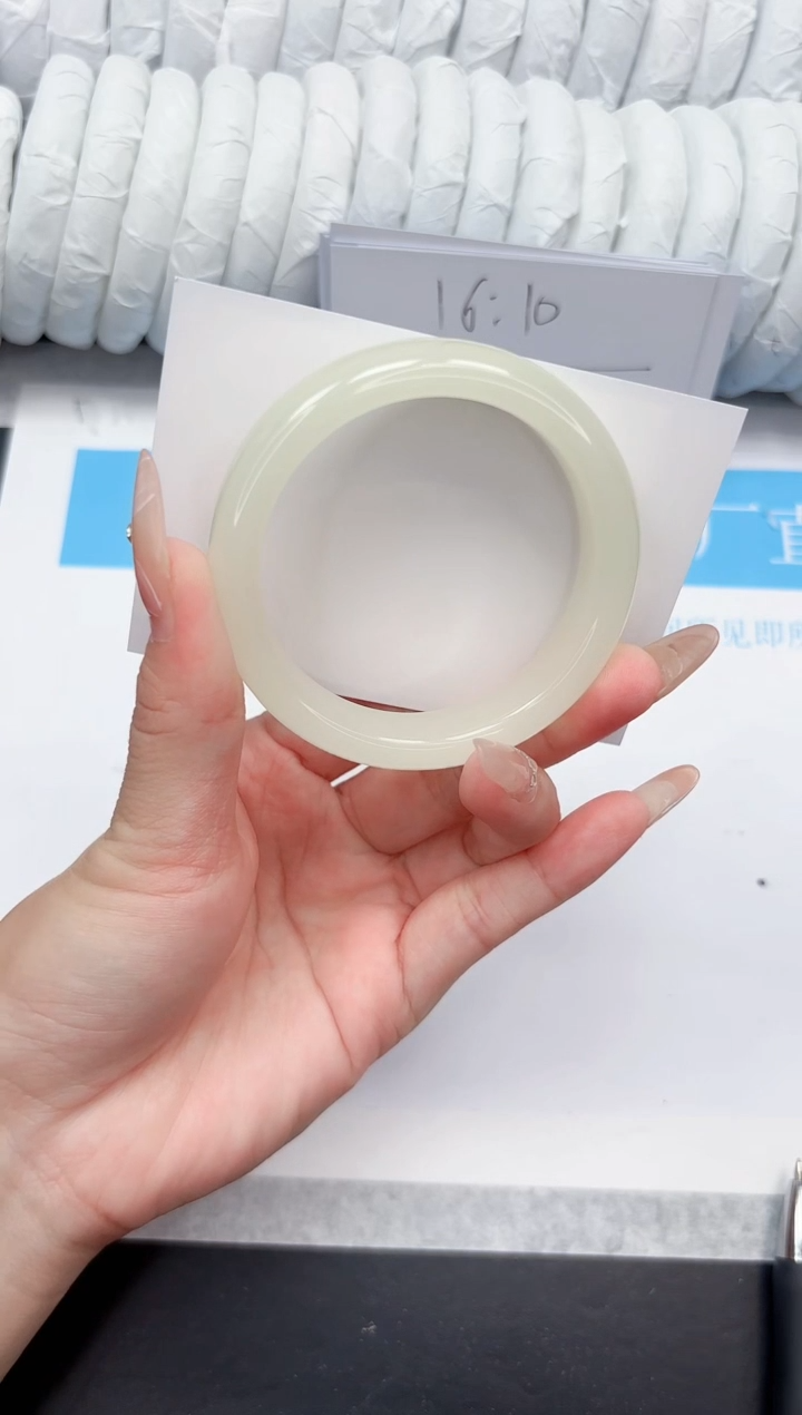 石英质玉手镯未镶嵌146-56.2FMS