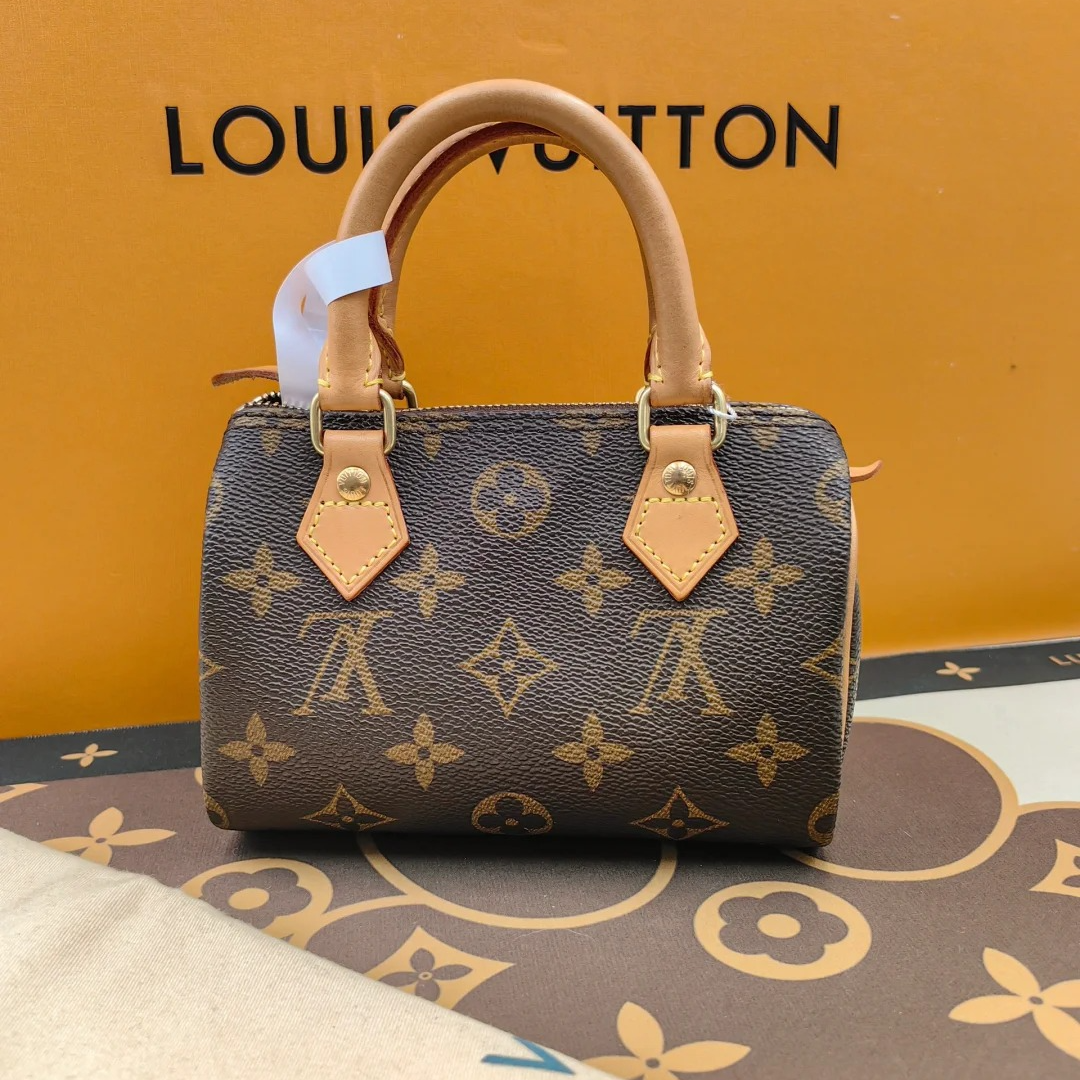 95新 LouisVuitton/路易威登 雅云/Sp  mini/枕头包/配皮换新