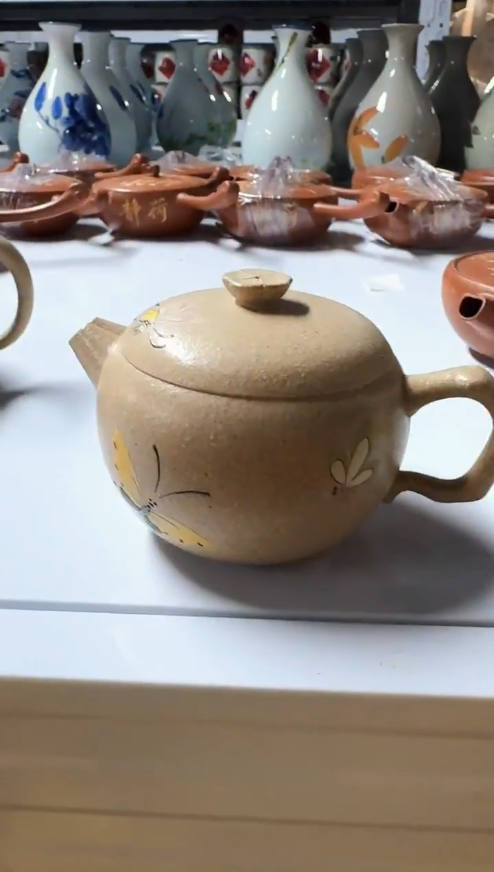 千万仓库 早点炸完回家过年 茶具