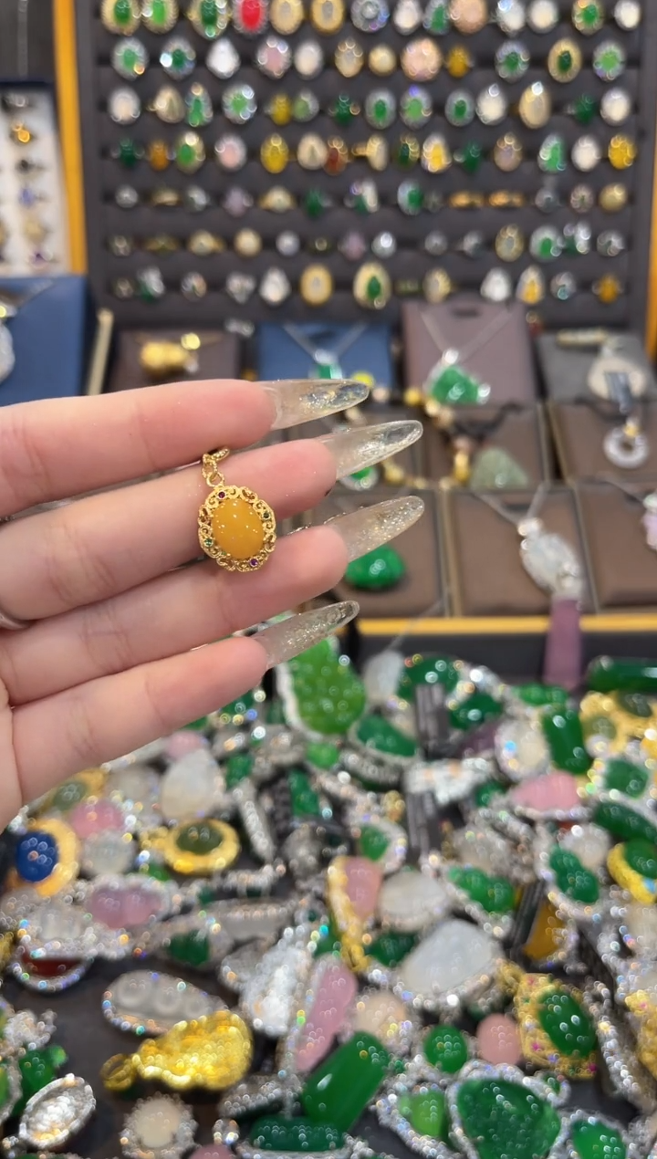 【闪购商品】蜜蜡颈饰未镶嵌122222222222