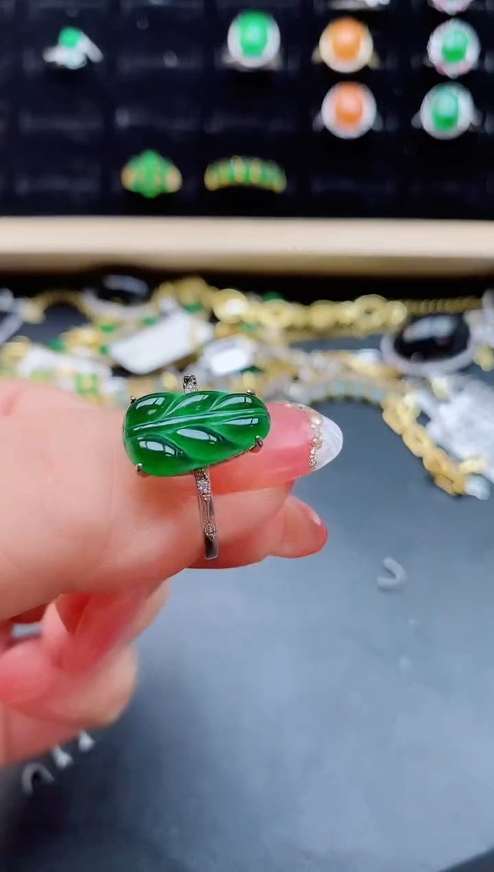 【闪购商品】翡翠戒指银S925镶嵌5085050