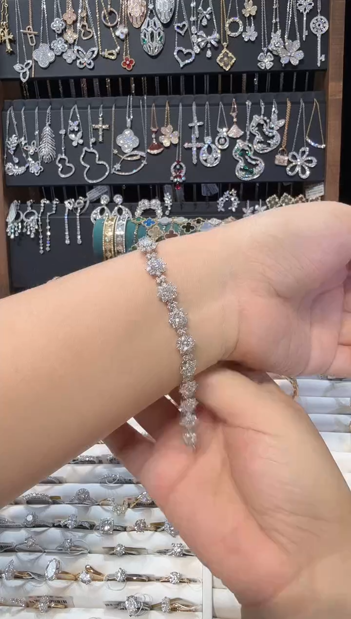 铂Pt950镶嵌实验室培育钻石手链