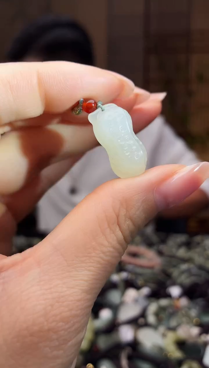 颈饰未镶嵌和田玉多样性发货，拍一发一