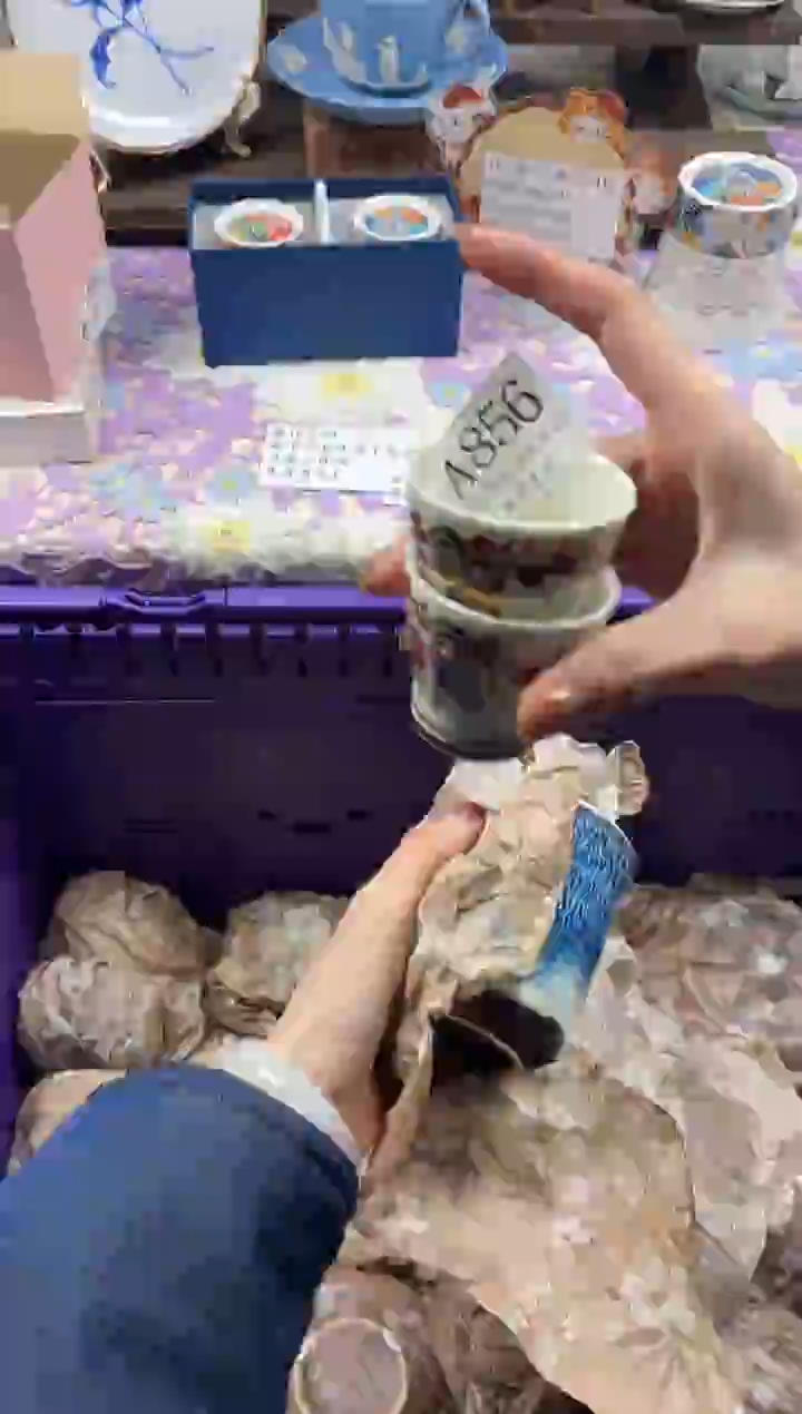 瓷片孤***萤                A856