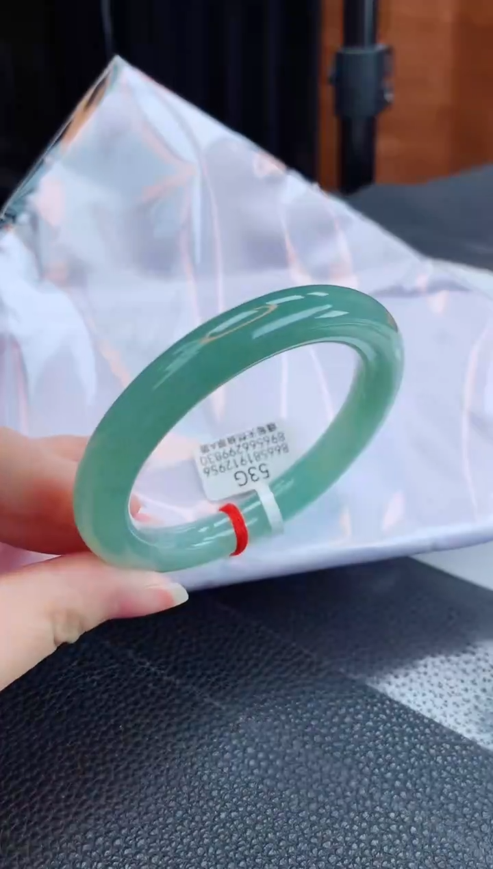 【闪购商品】翡翠手镯未镶嵌缅甸天然翡翠A货手镯