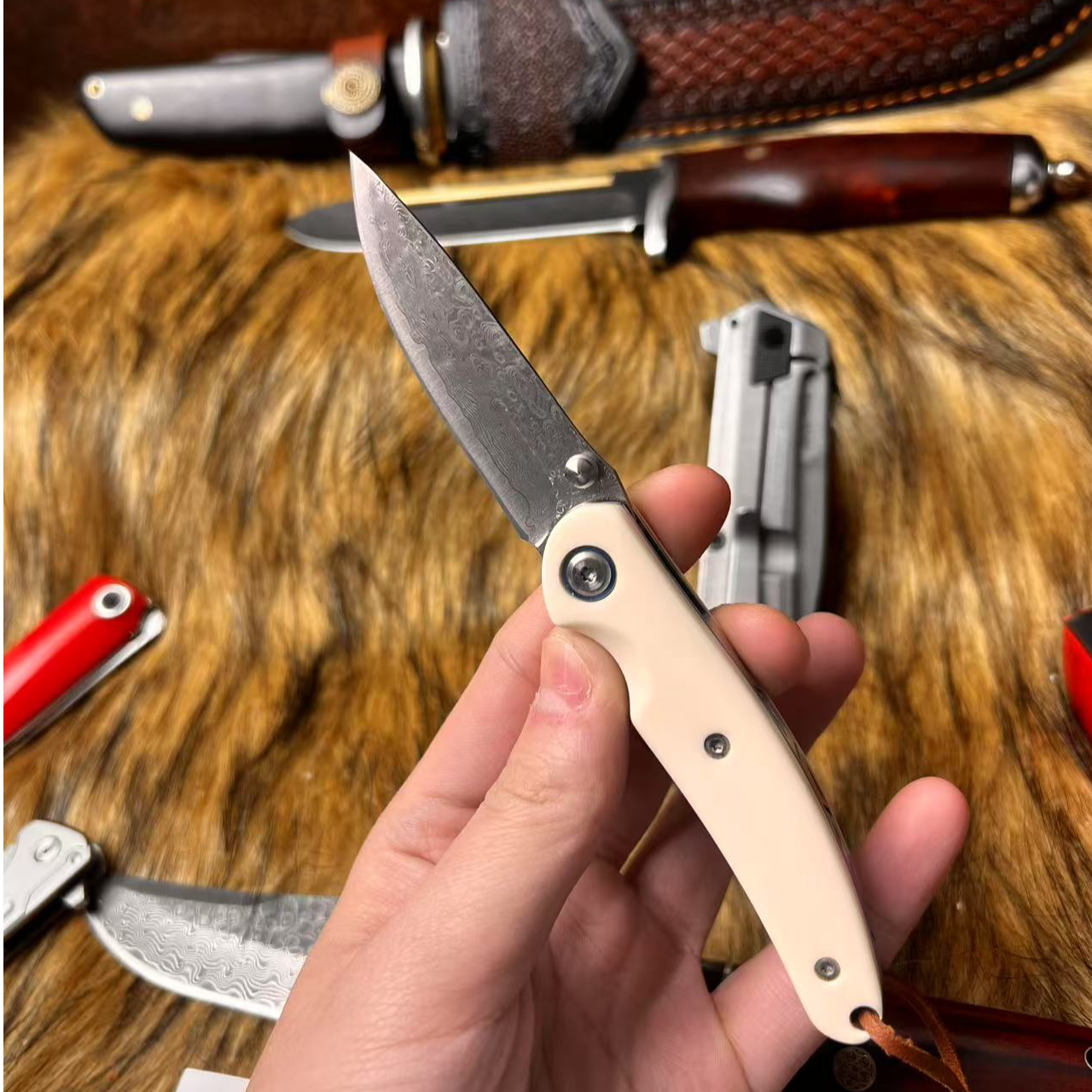 【盘玩级】奶油黄皮冰皮牛骨手工锻打大马士革手工刀