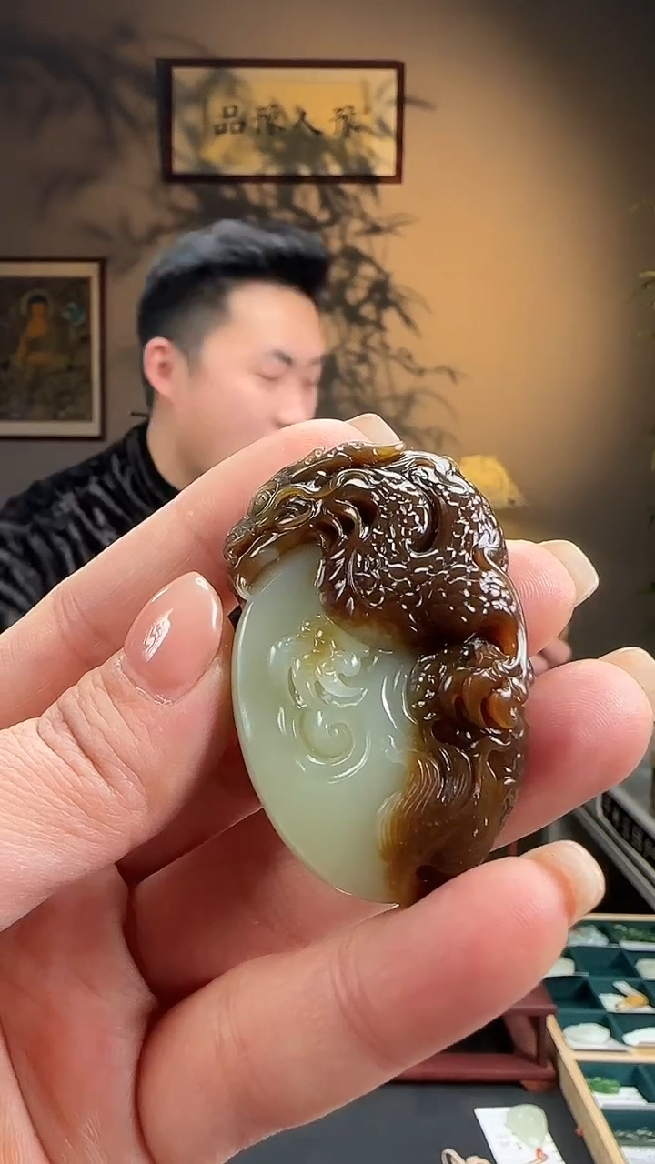 【闪购商品】和田玉吊坠未镶嵌糖玉龙c4153