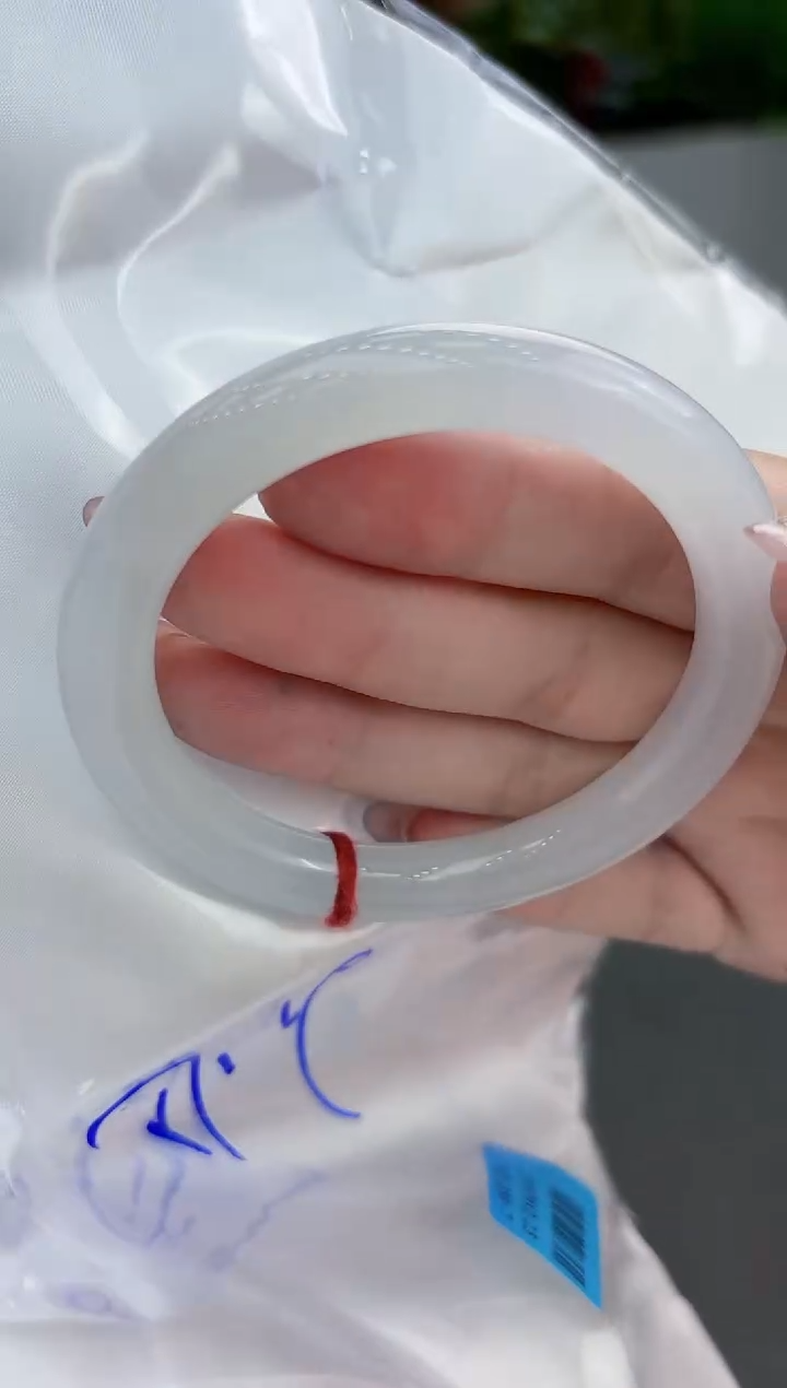 【闪购商品】翡翠手镯未镶嵌翡翠手镯