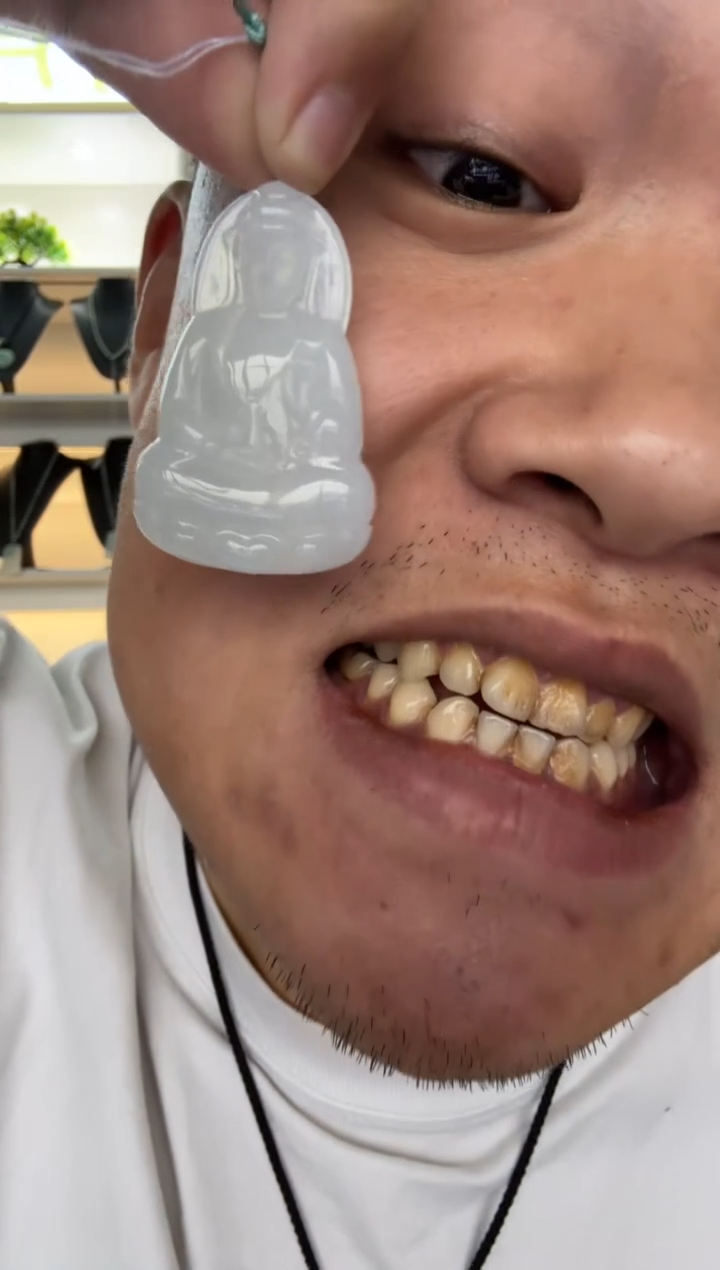 【闪购商品】翡翠颈饰未镶嵌天然翡翠A货孤品一件