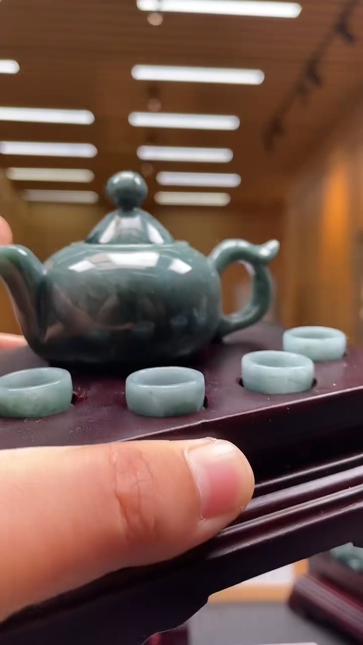 【闪购商品】翡翠颈饰未镶嵌********627
