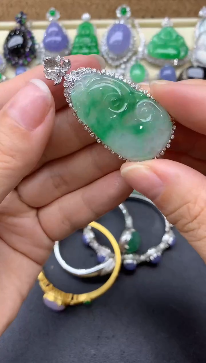 【闪购商品】翡翠颈饰18K金镶嵌349-中国好珍宝