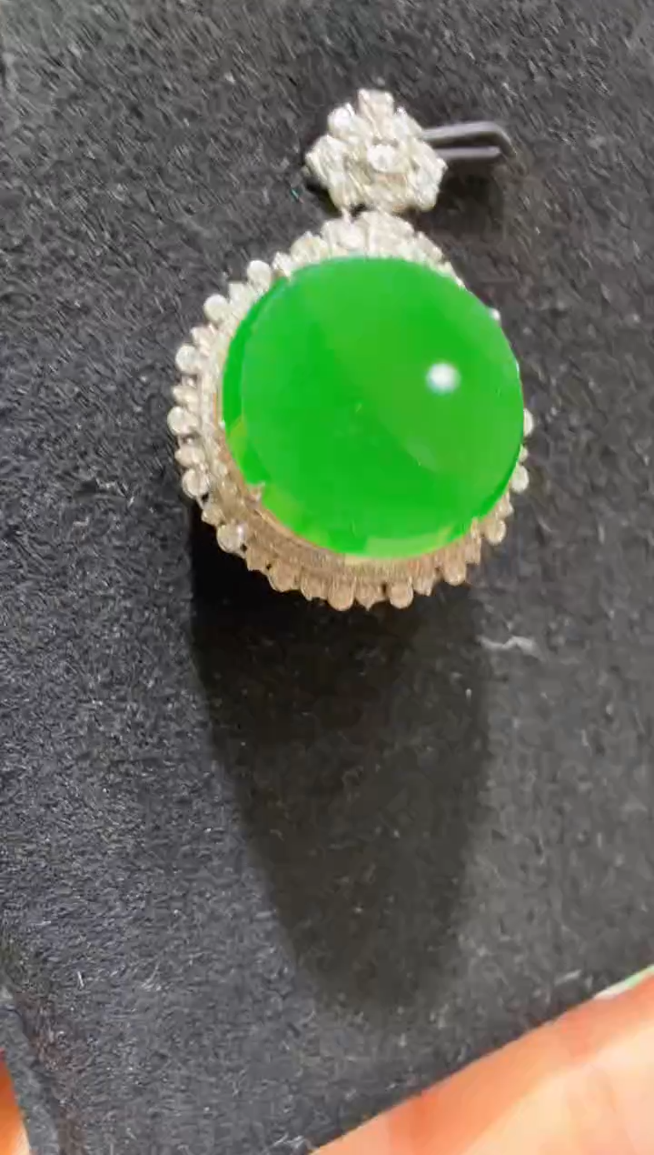 吊坠(不含链)18K金镶嵌翡翠多样性团购发一件