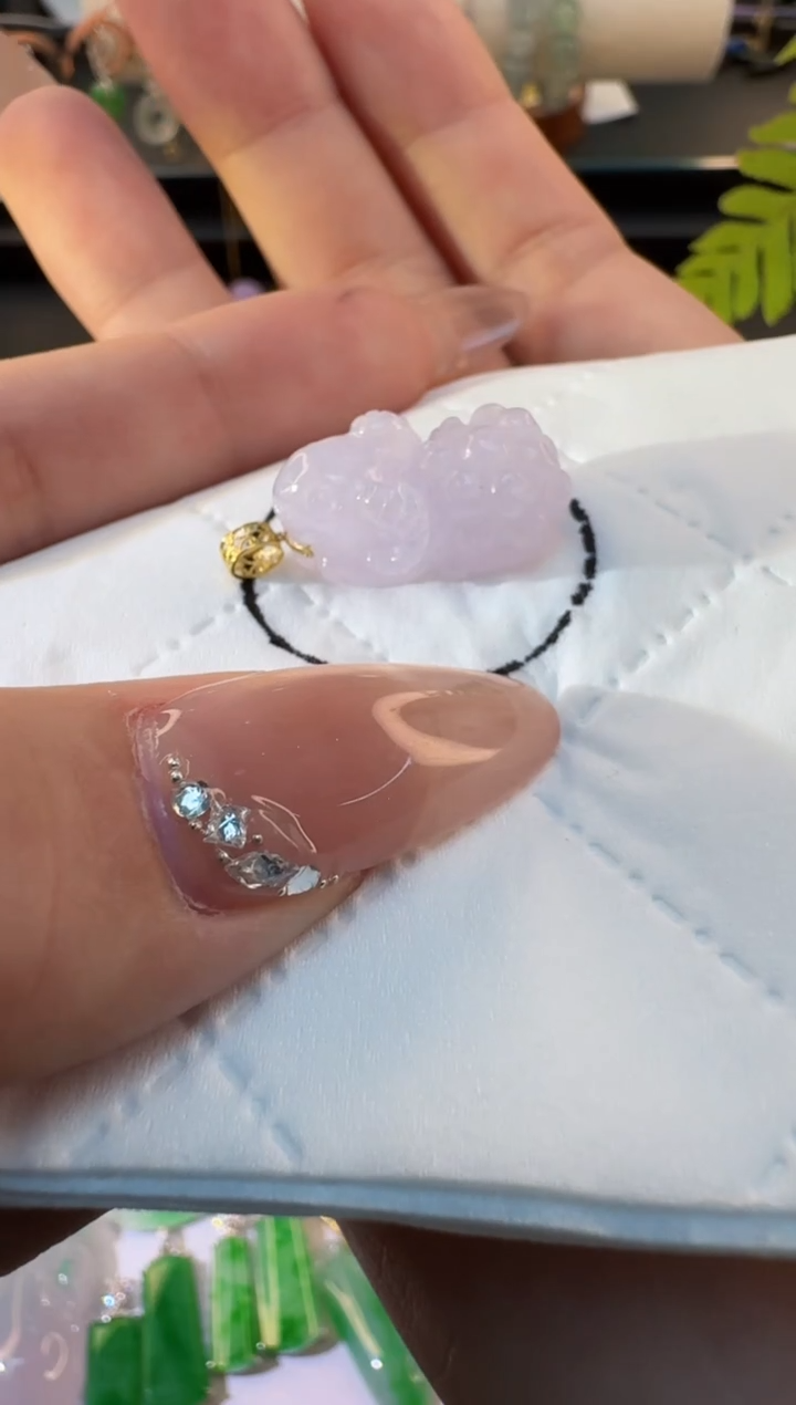 【闪购商品】翡翠颈饰18K金镶嵌缅甸翡翠A货挂件