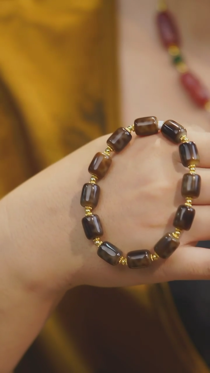 【闪购商品】玛瑙/玉髓手串未镶嵌多样性发其一