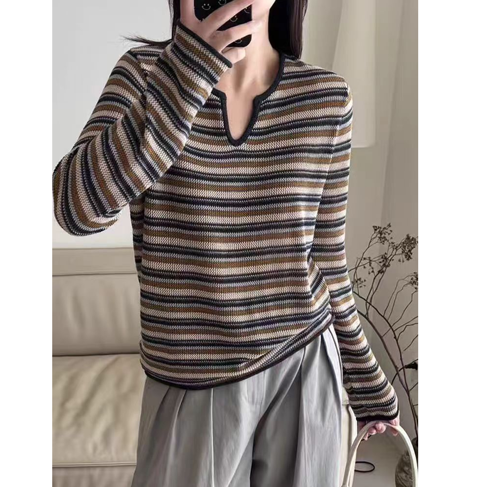 精纺羊毛V领针织衫毛衣女长袖撞色条纹百搭上衣休闲打底衫