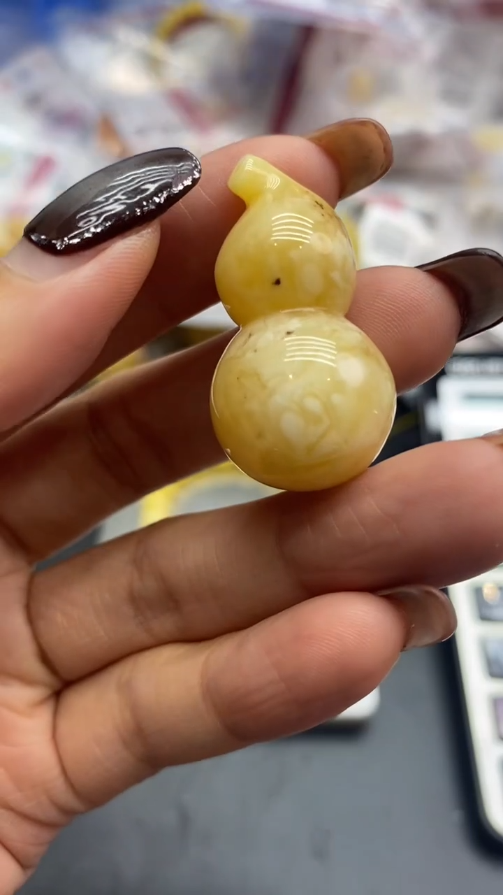 琥珀未镶嵌珠宝奇石766