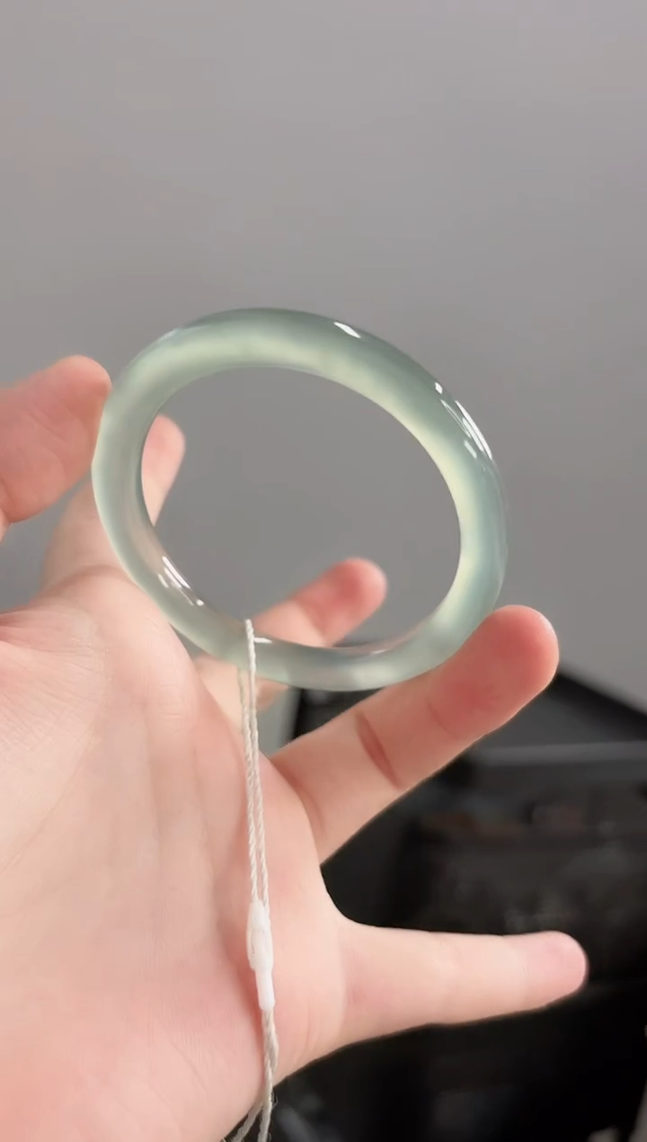 玛瑙/玉髓手镯未镶嵌56圈