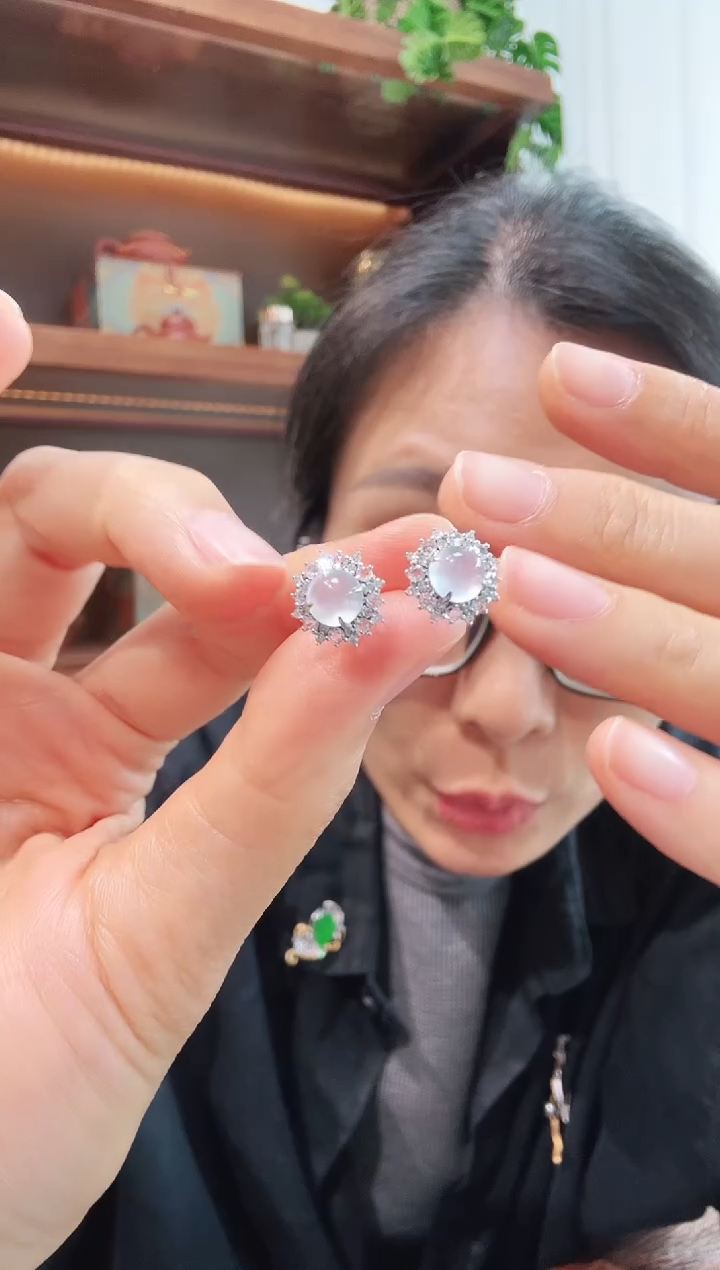 18K金镶嵌翡翠耳饰00004800