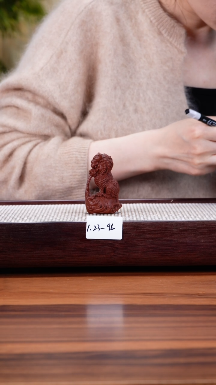 【闪购商品】紫砂茶壶1.23-96  麒麟