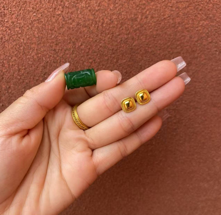 569-精工正方耳钉