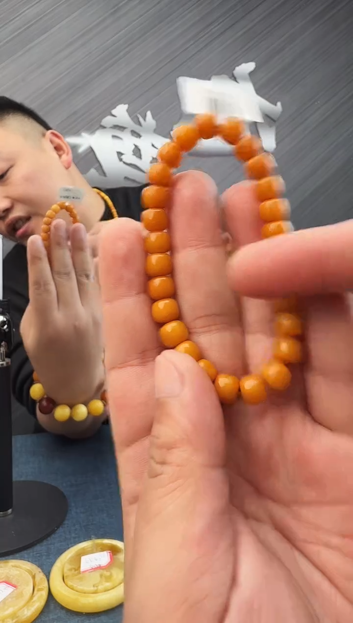 蜜蜡未镶嵌珠宝奇石假一罚十8，8多样性发其一