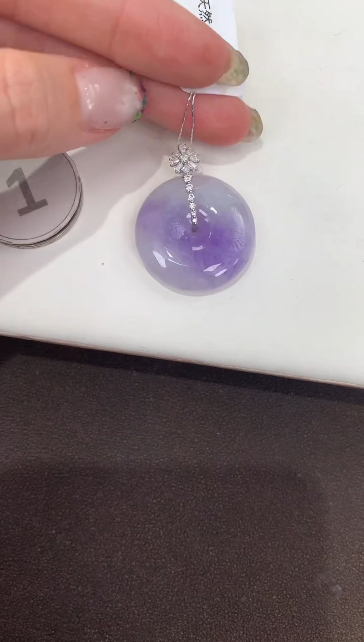 颈饰18K金镶嵌翡翠 天然缅甸a货翡翠