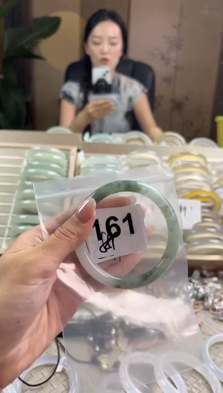 手镯玛瑙/玉髓未镶嵌天山翠默认微抠161