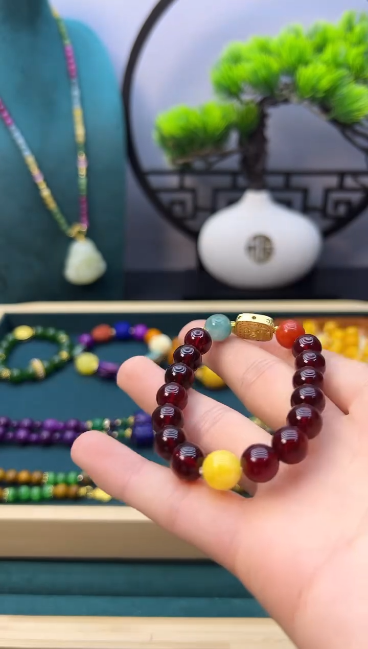 【闪购商品】血珀手链14K金镶嵌S483