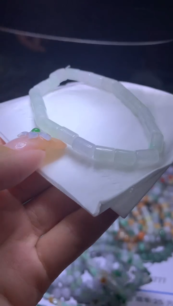 【闪购商品】翡翠颈饰未镶嵌MXX000668