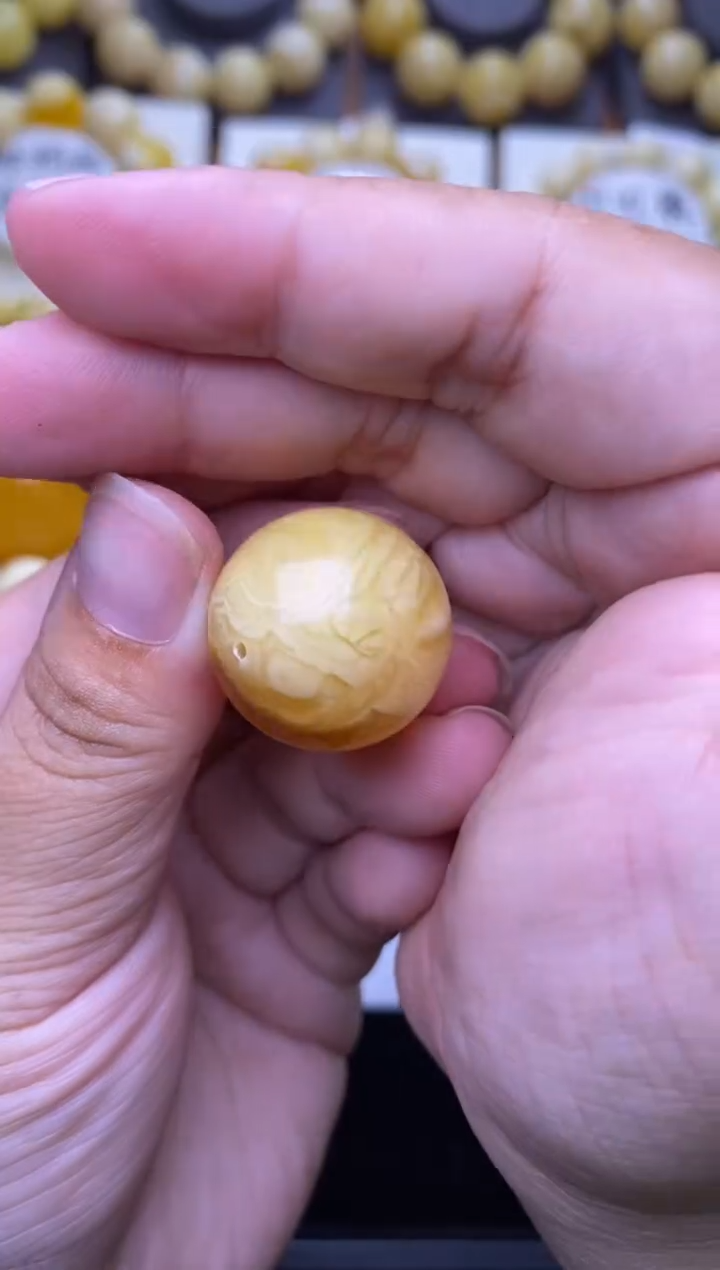 裸石琥珀未镶嵌大小姐珠宝严选68