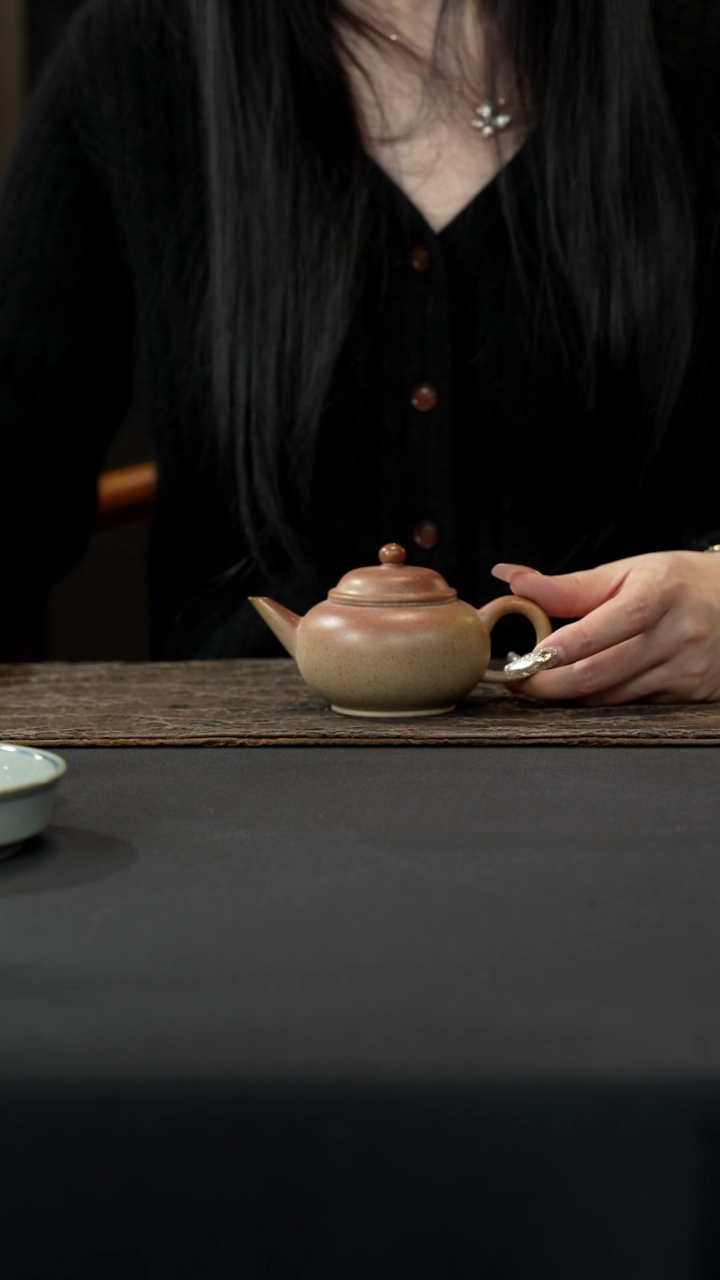 【闪购商品】紫砂茶壶柴烧水平壶170cc