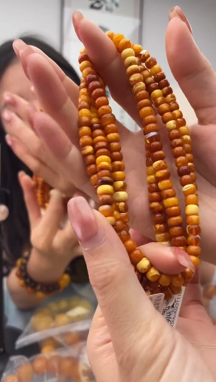 未镶嵌蜜蜡珠宝奇石013 6微瑕假一罚十多样性发其一