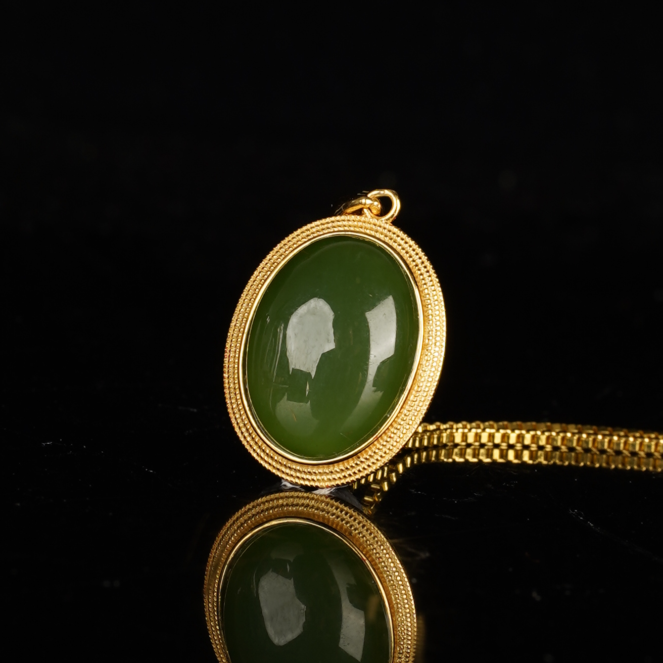 XT03913二十世纪和田玉挂坠