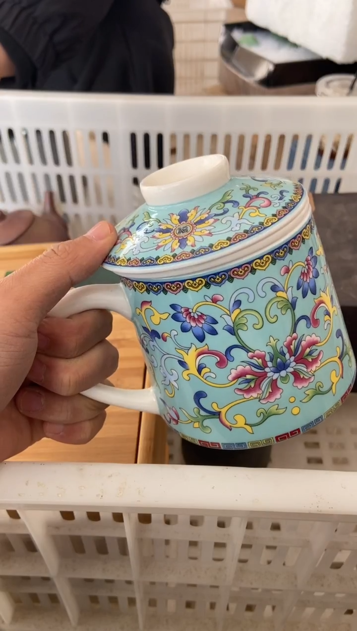 杯子瓷无运费险有瑕疵的摄影的产品有使用过的痕迹有点脏介意勿拍