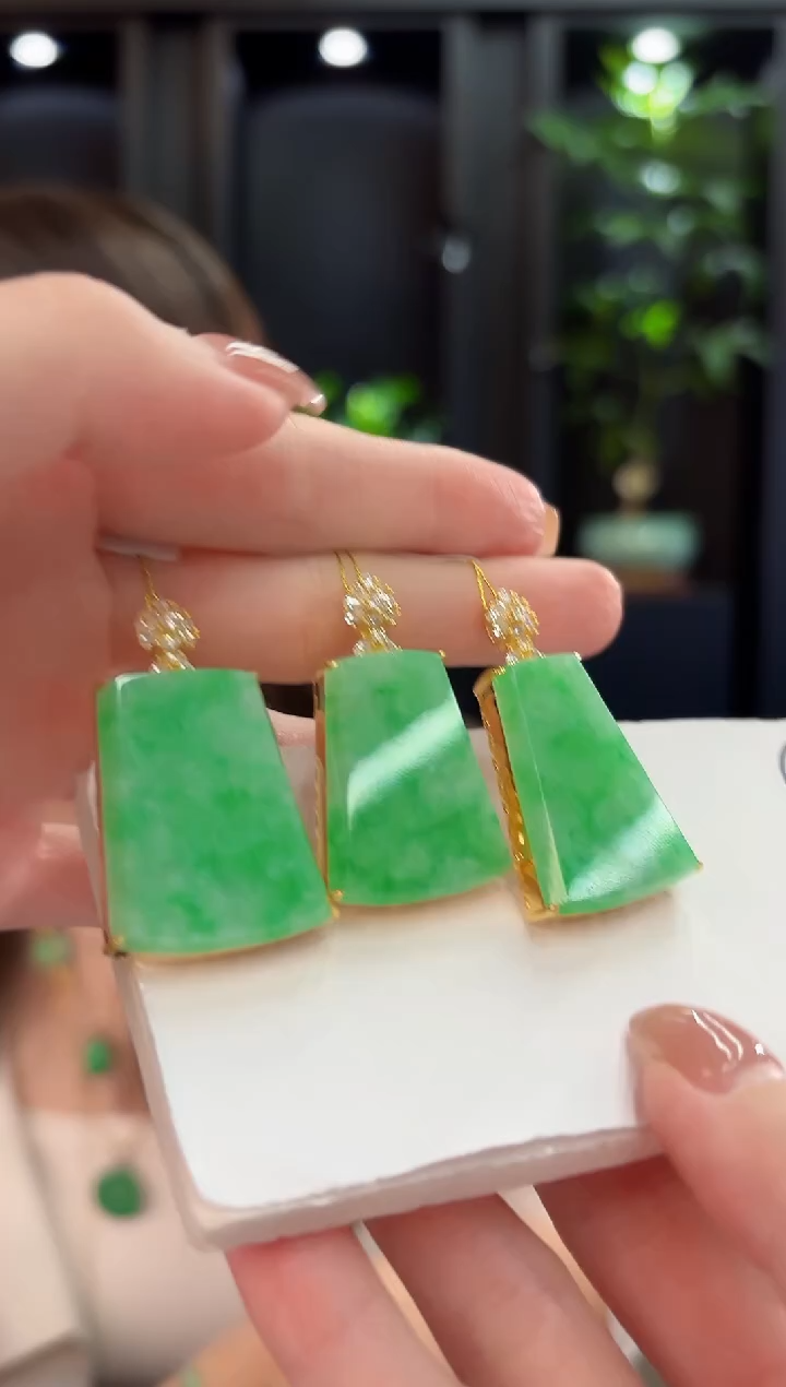 吊坠(不含链)未镶嵌翡翠缅甸A货/多样性发货/一件