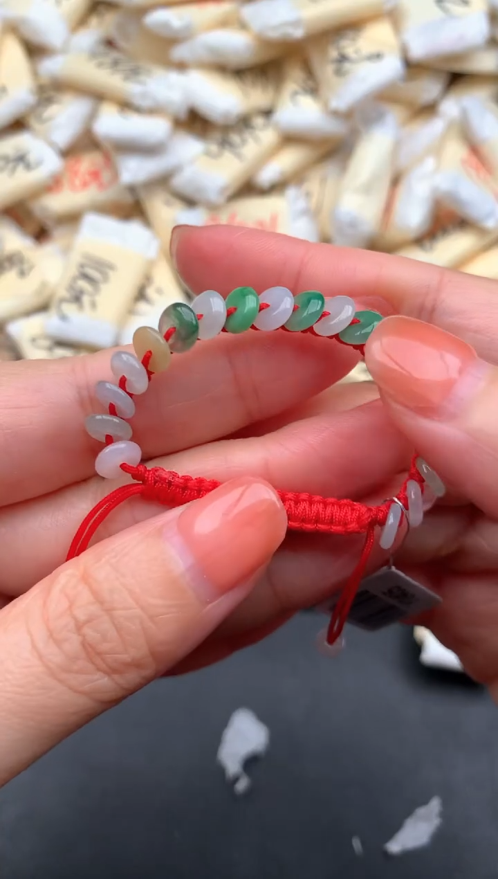 未镶嵌挂件翡翠1