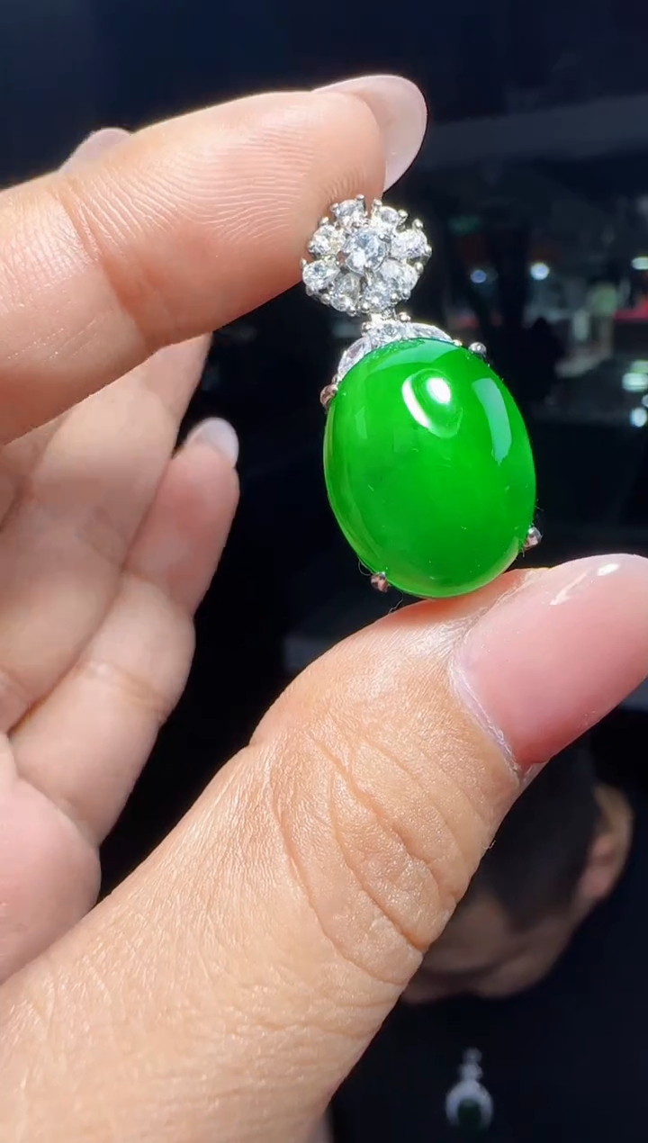 未镶嵌定制翡翠翡翠吊坠78