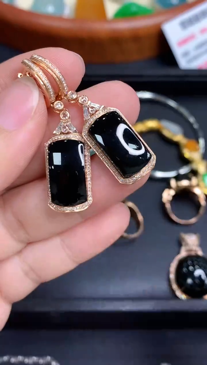 18K金镶嵌翡翠耳饰730-中国好珍宝