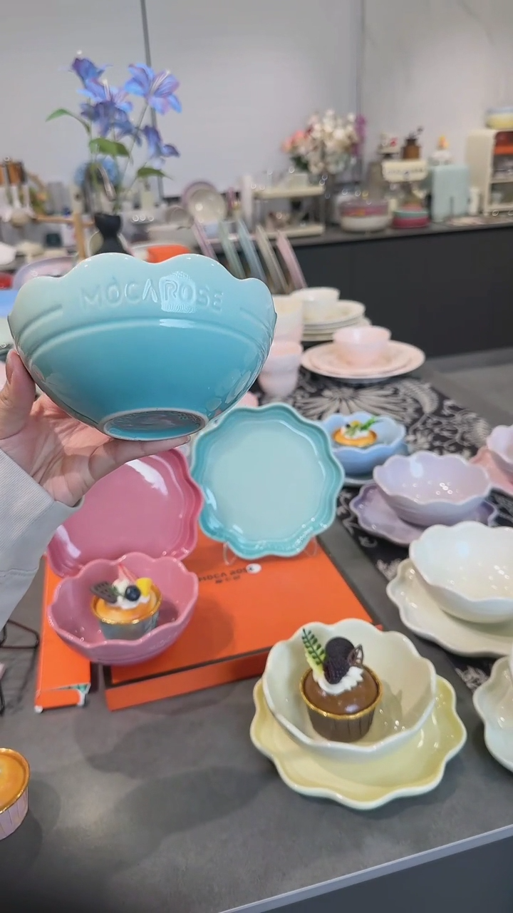 【闪购商品】瓷炻彩花边碗14CM-孔雀青