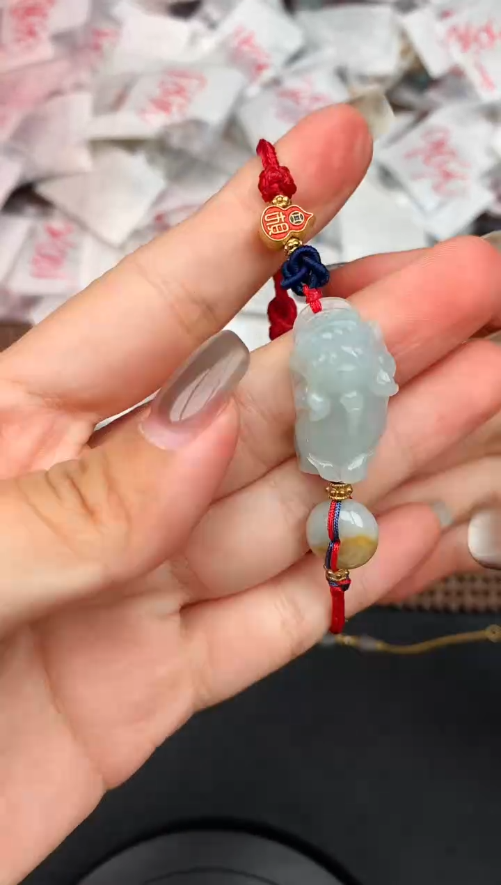 未镶嵌挂件翡翠—